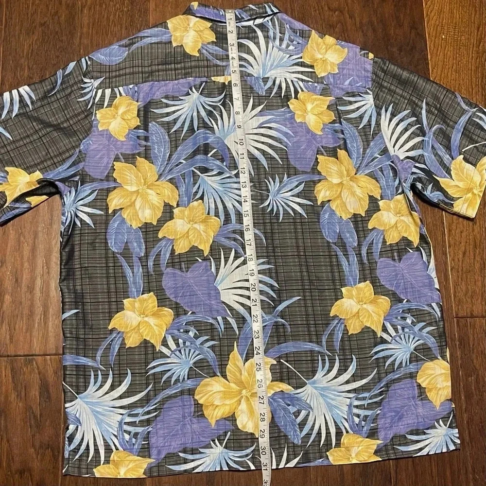 Caribbean Floral Hawaiian Short Sleeve Button Down Shirt - Picture 8 of 9
